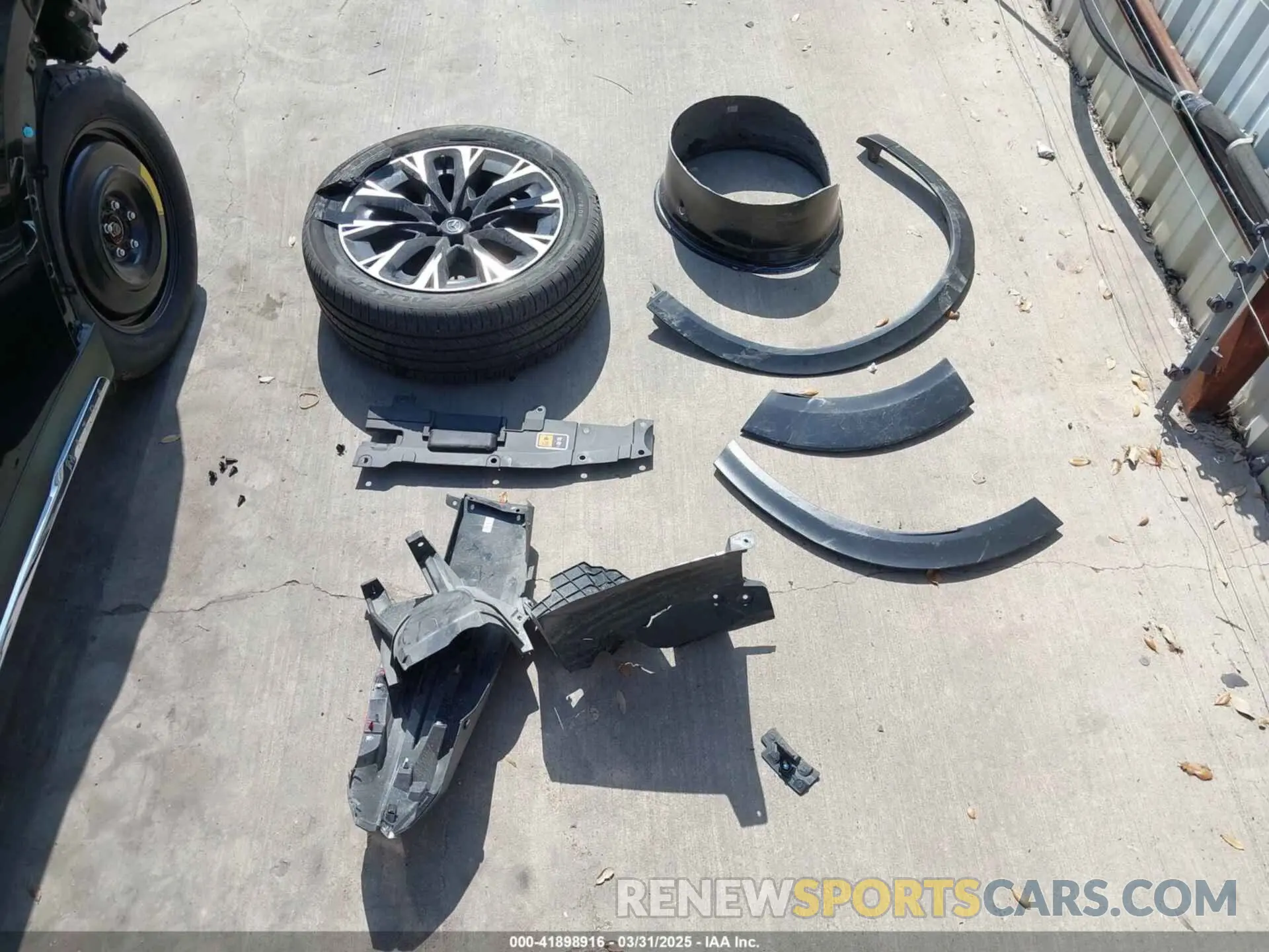 12 Фотография поврежденного автомобиля JM3KKEHA5R1155705 MAZDA CX-90 PHEV 2024