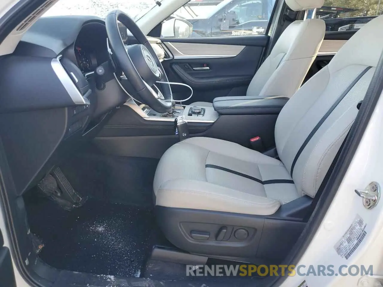 7 Фотография поврежденного автомобиля JM3KKBHA9R1159853 MAZDA CX-90 PREF 2024
