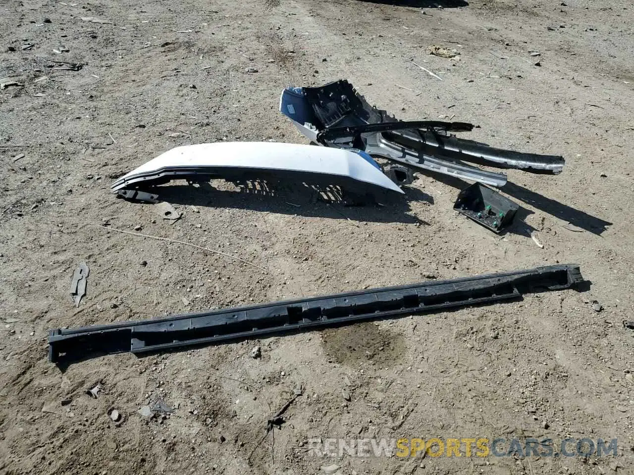 12 Фотография поврежденного автомобиля JM3KKCHD1R1150001 MAZDA CX-90 PREF 2024