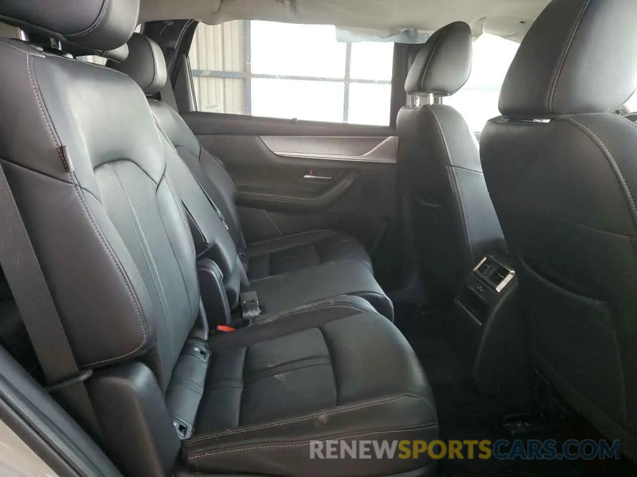11 Фотография поврежденного автомобиля JM3KKCHDXR1123637 MAZDA CX-90 PREF 2024