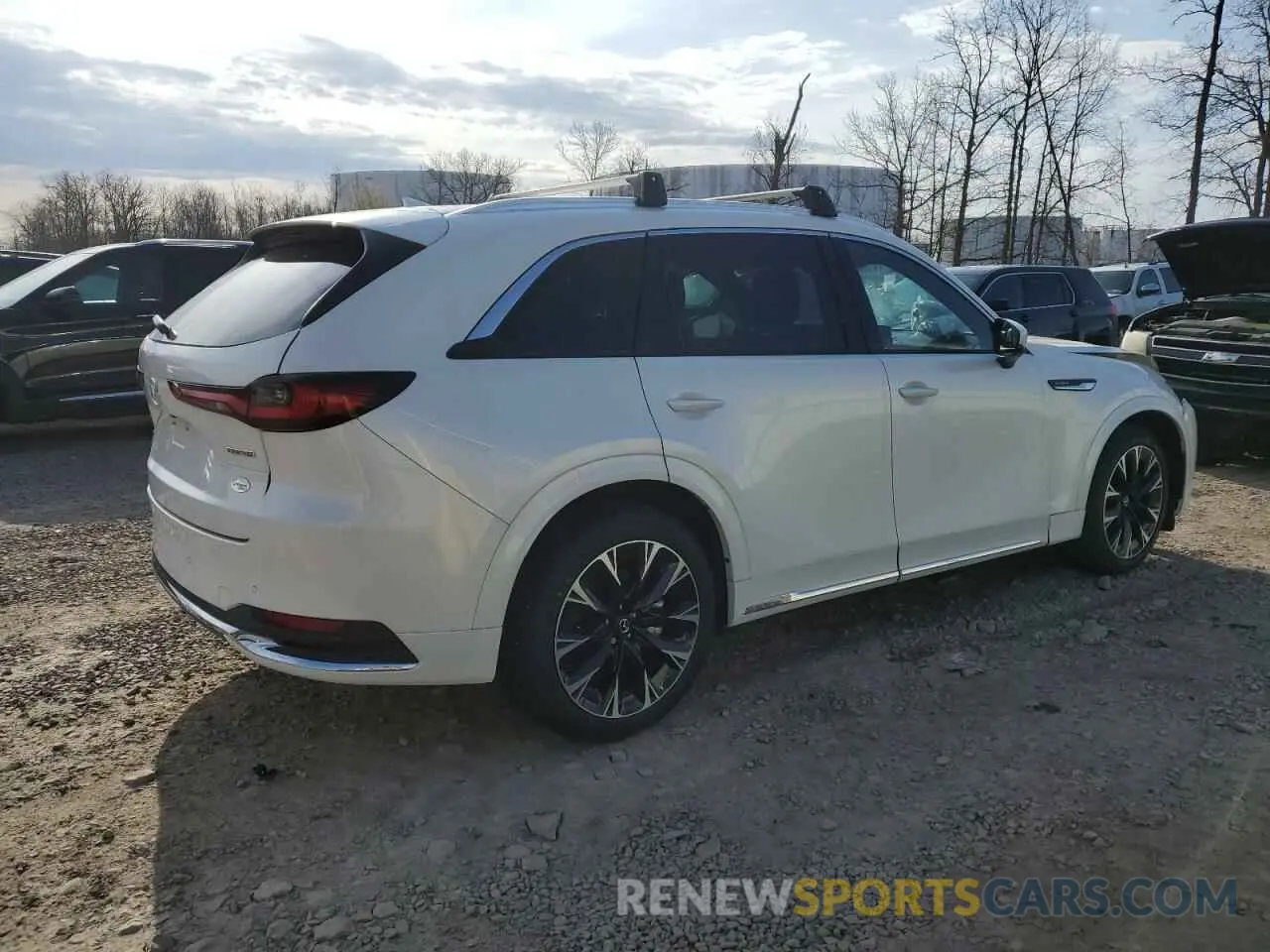 3 Фотография поврежденного автомобиля JM3KKDHC6R1183914 MAZDA CX-90 PREM 2024