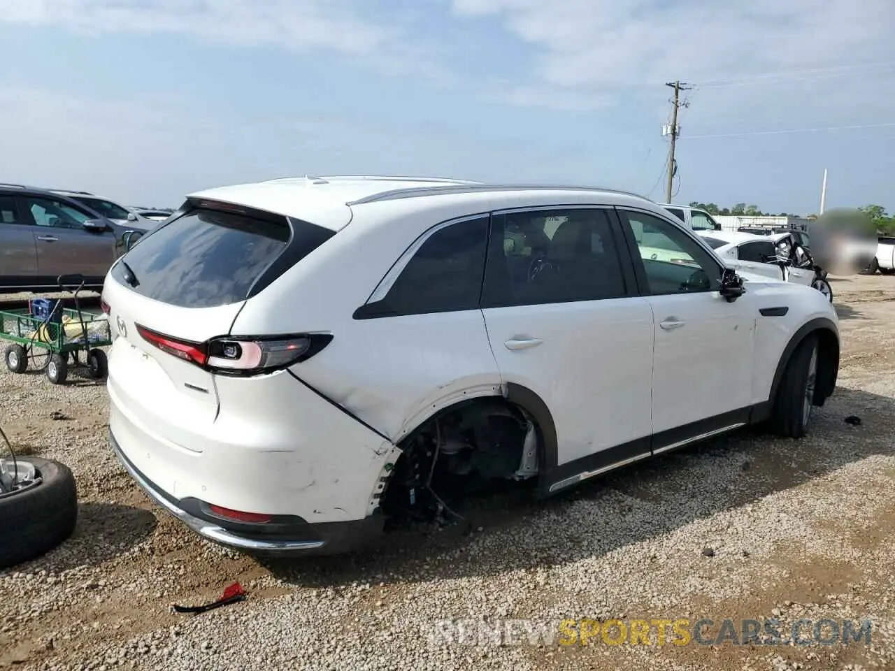 3 Фотография поврежденного автомобиля JM3KKDHD0R1166664 MAZDA CX-90 PREM 2024