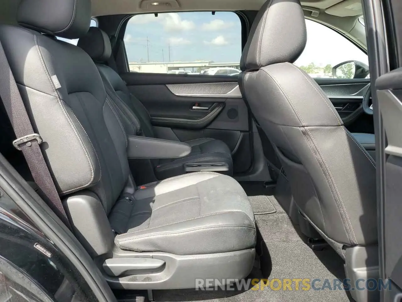 11 Фотография поврежденного автомобиля JM3KKDHD1R1134385 MAZDA CX-90 PREM 2024