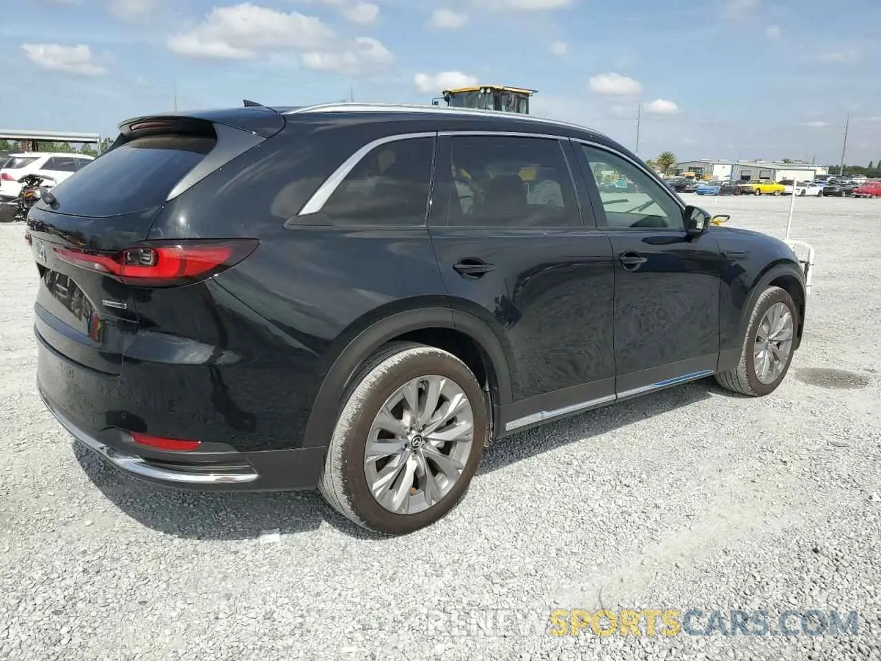 3 Фотография поврежденного автомобиля JM3KKDHD1R1134385 MAZDA CX-90 PREM 2024