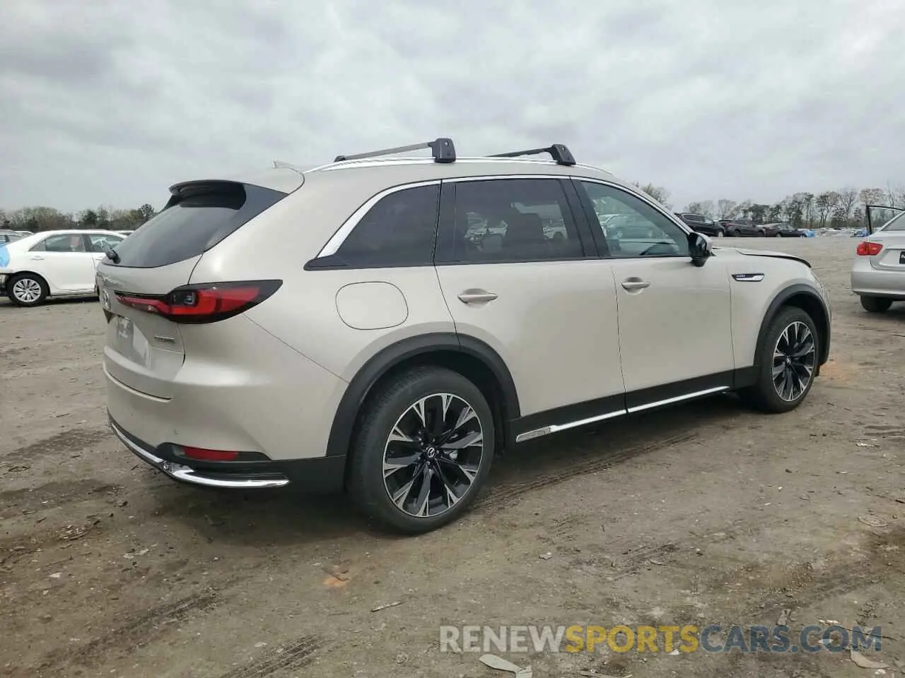 3 Фотография поврежденного автомобиля JM3KKEHA7R1104710 MAZDA CX-90 PREM 2024