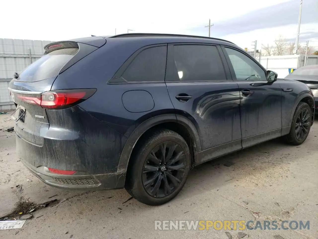 3 Фотография поврежденного автомобиля JM3KKCHA5S1200104 MAZDA CX-90 PREM 2025
