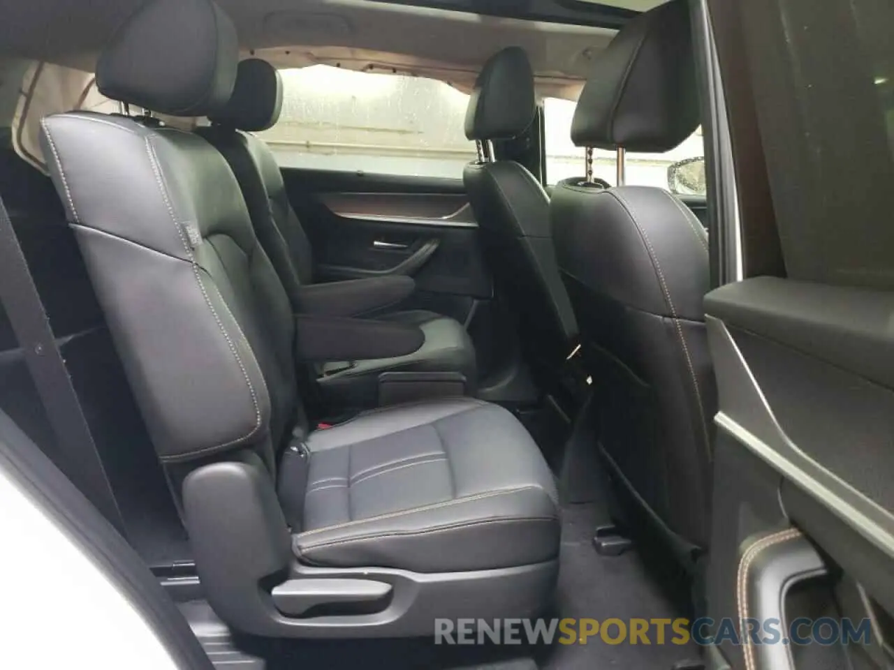 11 Фотография поврежденного автомобиля JM3KKCHD0S1197381 MAZDA CX-90 PREM 2025