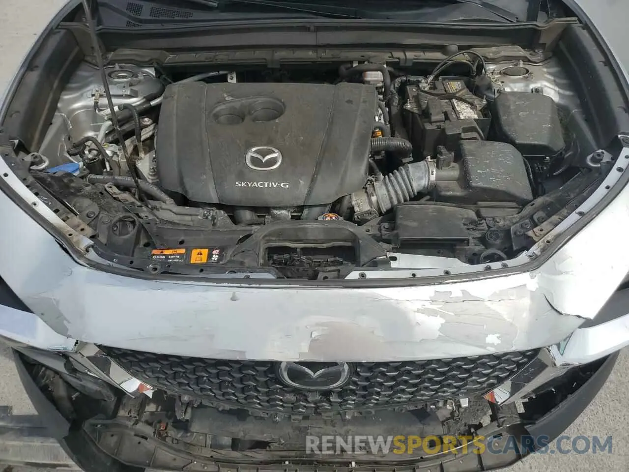 12 Photograph of a damaged car 3MVDMABL5LM127796 MAZDA CX30 2020