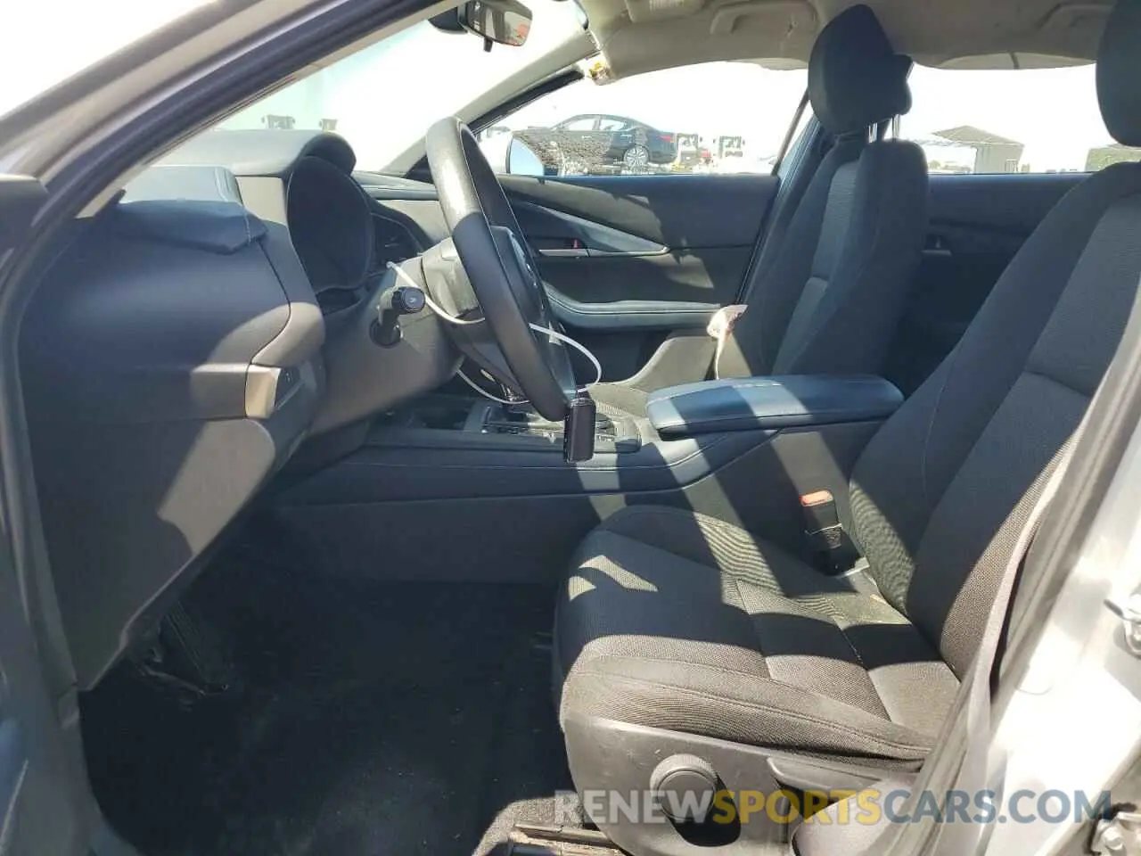 7 Фотография поврежденного автомобиля 3MVDMABL8LM135925 MAZDA CX30 2020