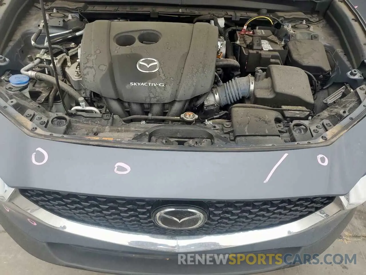 12 Photograph of a damaged car 3MVDMAEM3LM133701 MAZDA CX30 2020