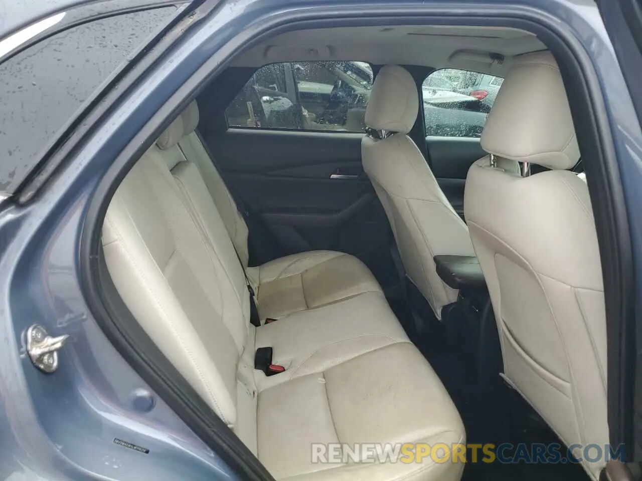 10 Фотография поврежденного автомобиля 3MVDMAEMXLM111629 MAZDA CX30 2020