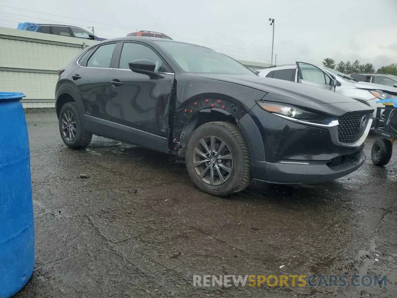 4 Photograph of a damaged car 3MVDMBBL9LM126723 MAZDA CX30 2020