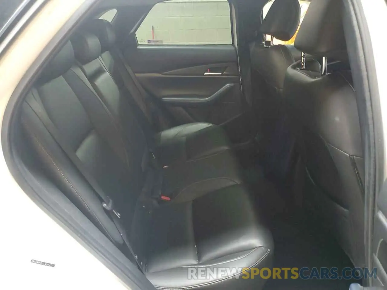 11 Фотография поврежденного автомобиля 3MVDMBCLXLM117415 MAZDA CX30 2020