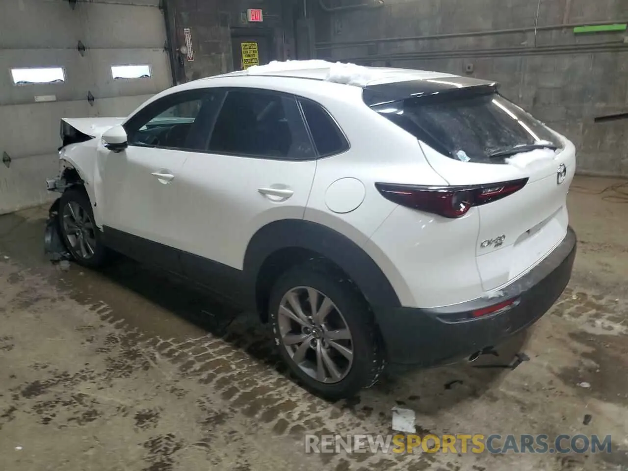 2 Фотография поврежденного автомобиля 3MVDMBCLXLM117415 MAZDA CX30 2020