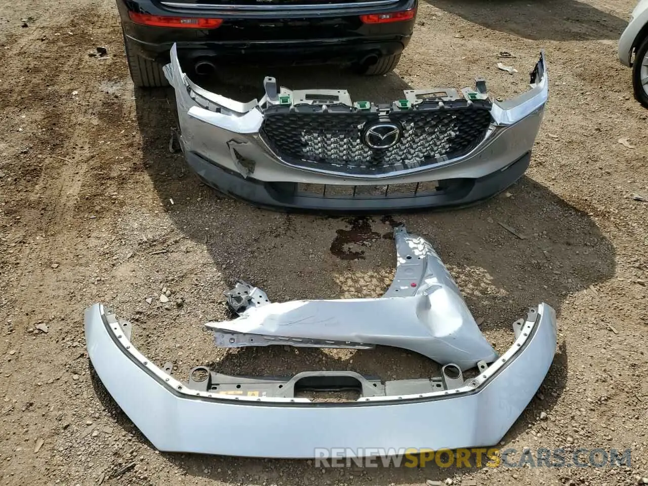12 Photograph of a damaged car 3MVDMBCLXLM121349 MAZDA CX30 2020