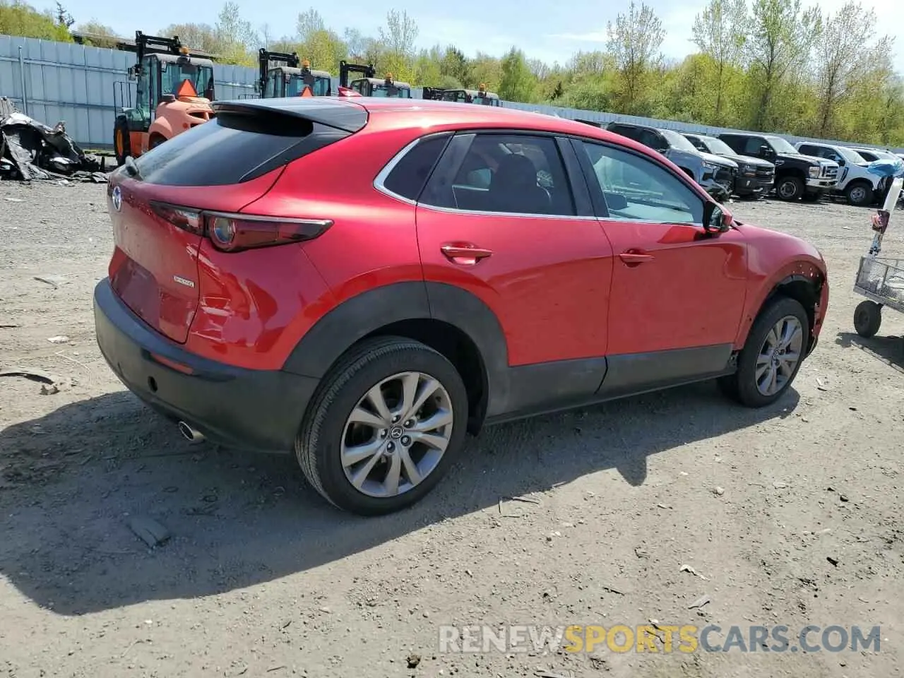3 Photograph of a damaged car 3MVDMBDL5LM132094 MAZDA CX30 2020