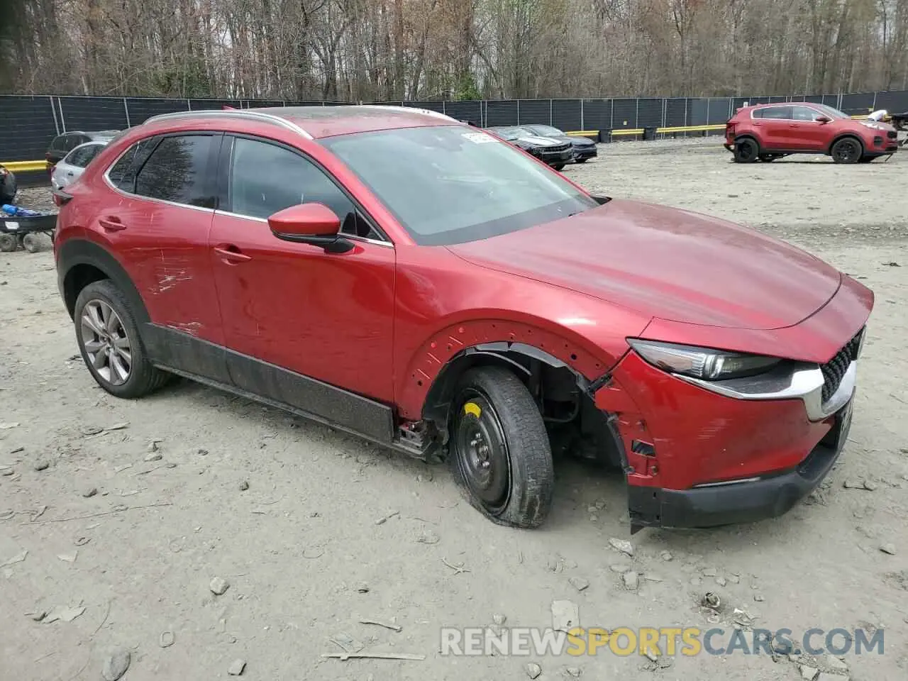 4 Фотография поврежденного автомобиля 3MVDMBEM4LM135849 MAZDA CX30 2020
