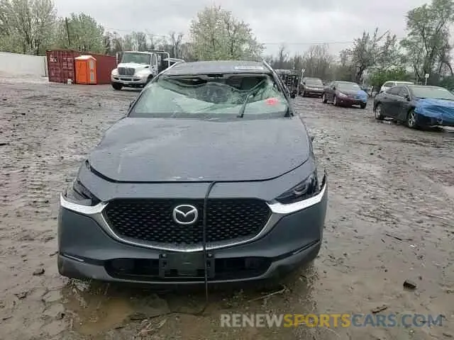 11 Photograph of a damaged car 3MVDMBEM7LM114168 MAZDA CX30 2020