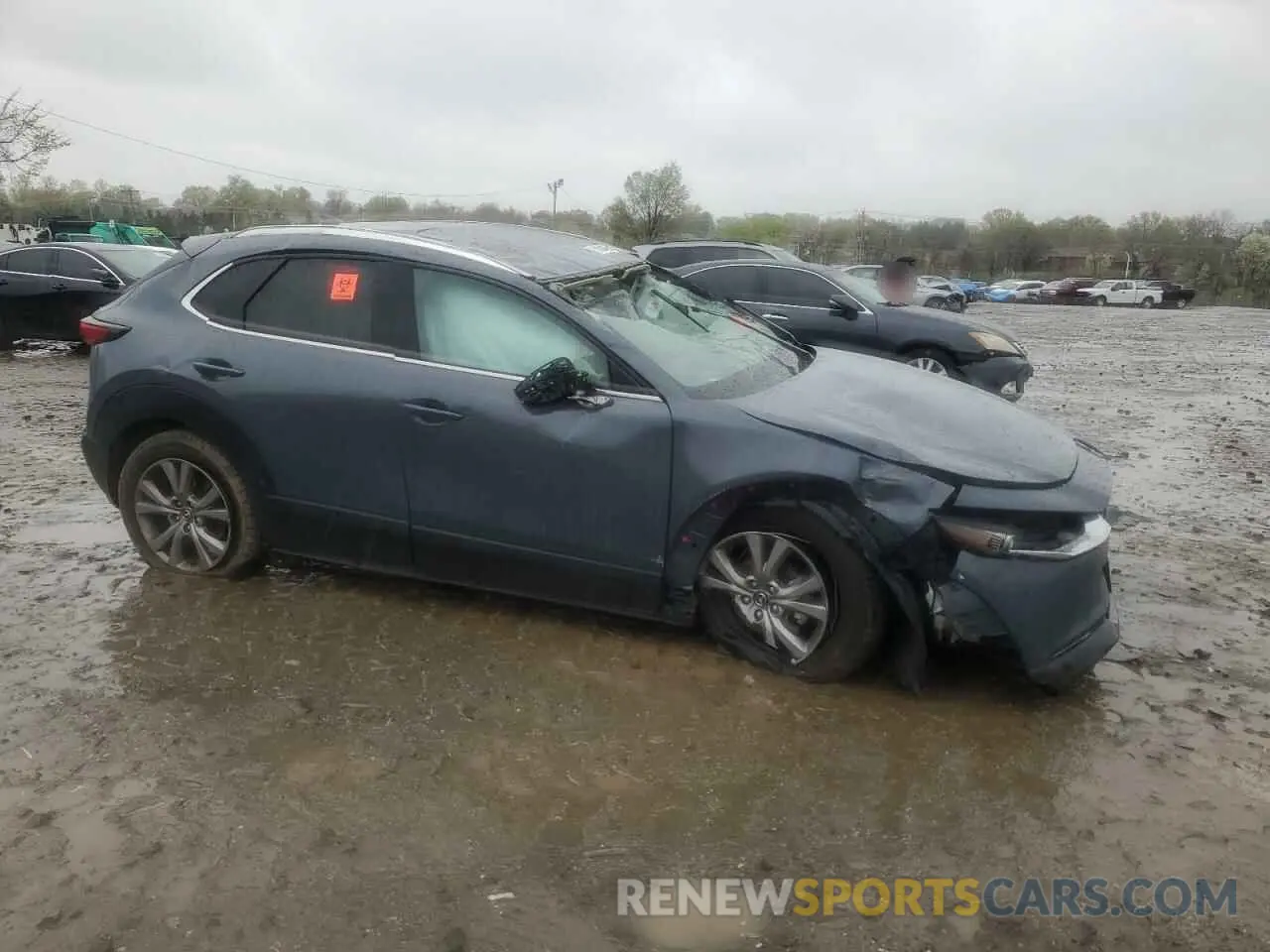 4 Photograph of a damaged car 3MVDMBEM7LM114168 MAZDA CX30 2020