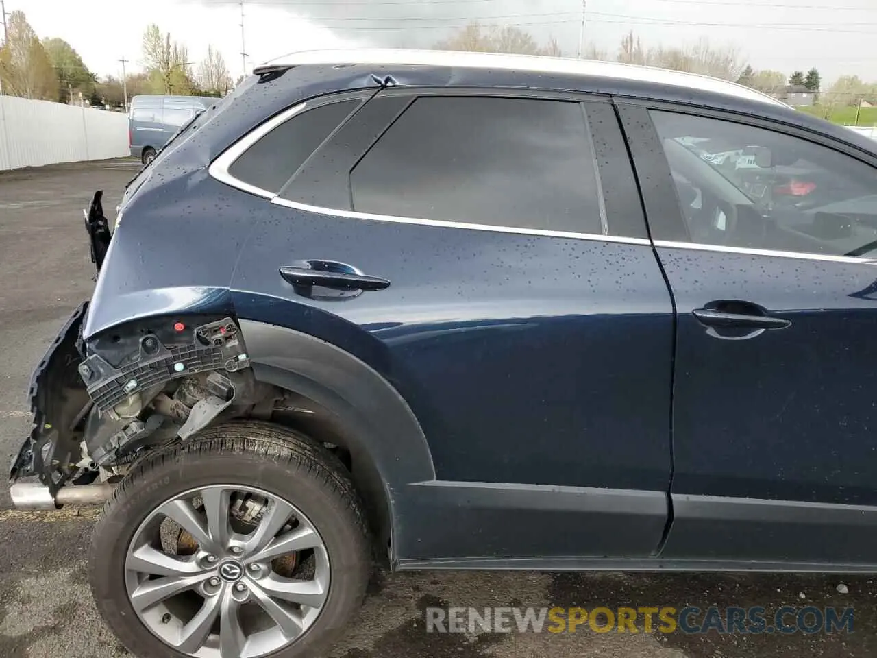 10 Фотография поврежденного автомобиля 3MVDMBEM8LM121954 MAZDA CX30 2020