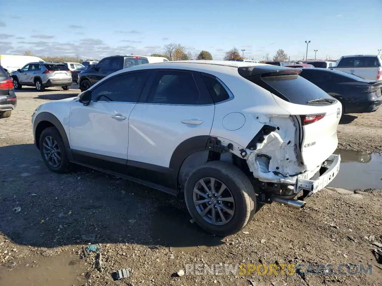 2 Photograph of a damaged car 3MVDMAAL5MM255409 MAZDA CX30 2021