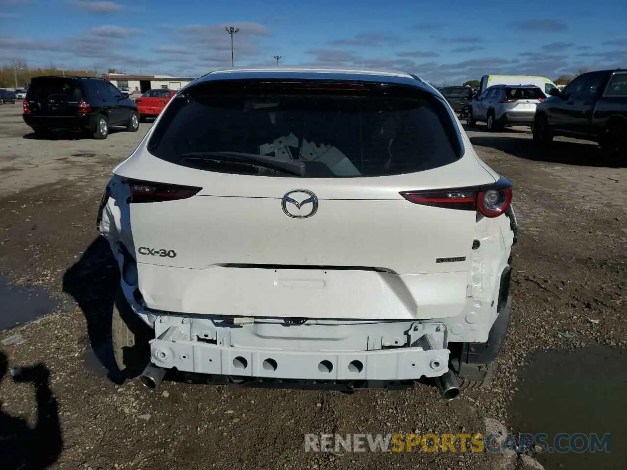 6 Photograph of a damaged car 3MVDMAAL5MM255409 MAZDA CX30 2021