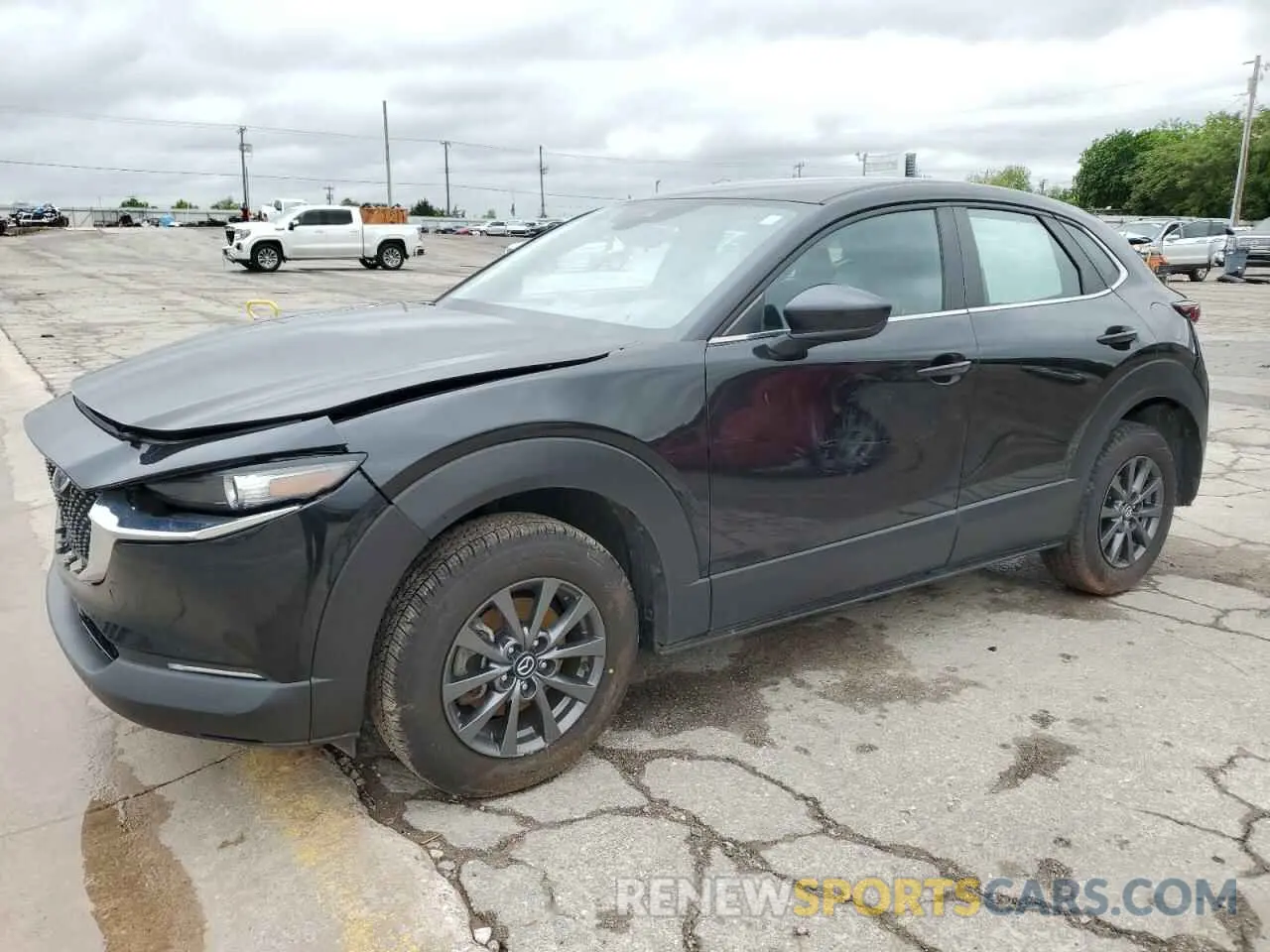 1 Photograph of a damaged car 3MVDMAAL5MM303863 MAZDA CX30 2021