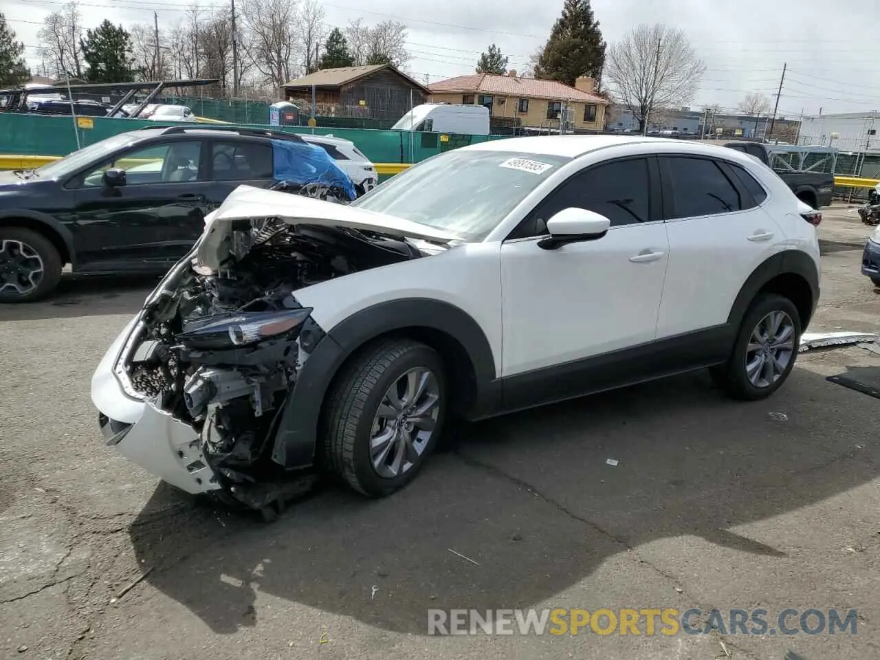 1 Photograph of a damaged car 3MVDMABL3MM239370 MAZDA CX30 2021