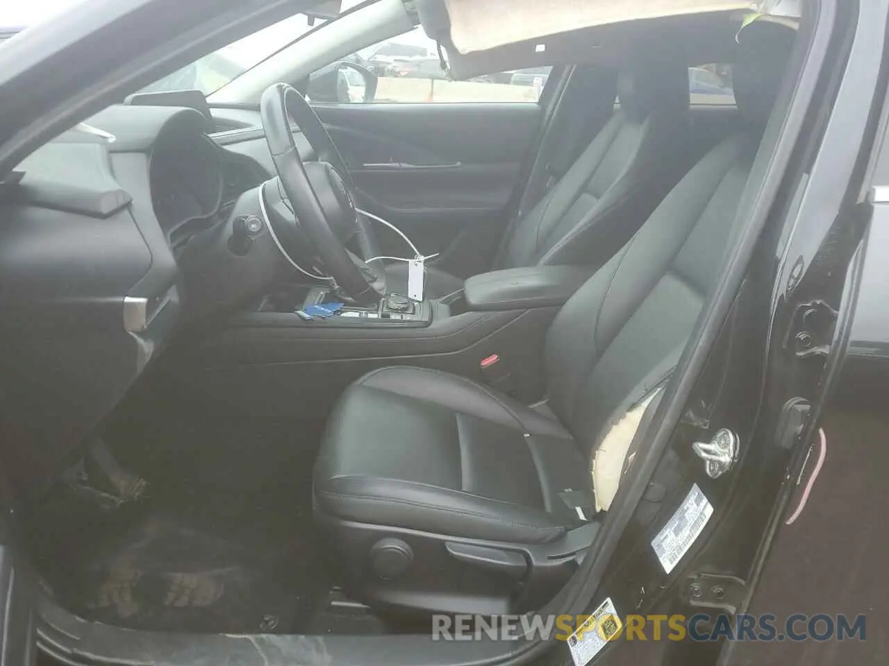 7 Фотография поврежденного автомобиля 3MVDMABL6MM242523 MAZDA CX30 2021