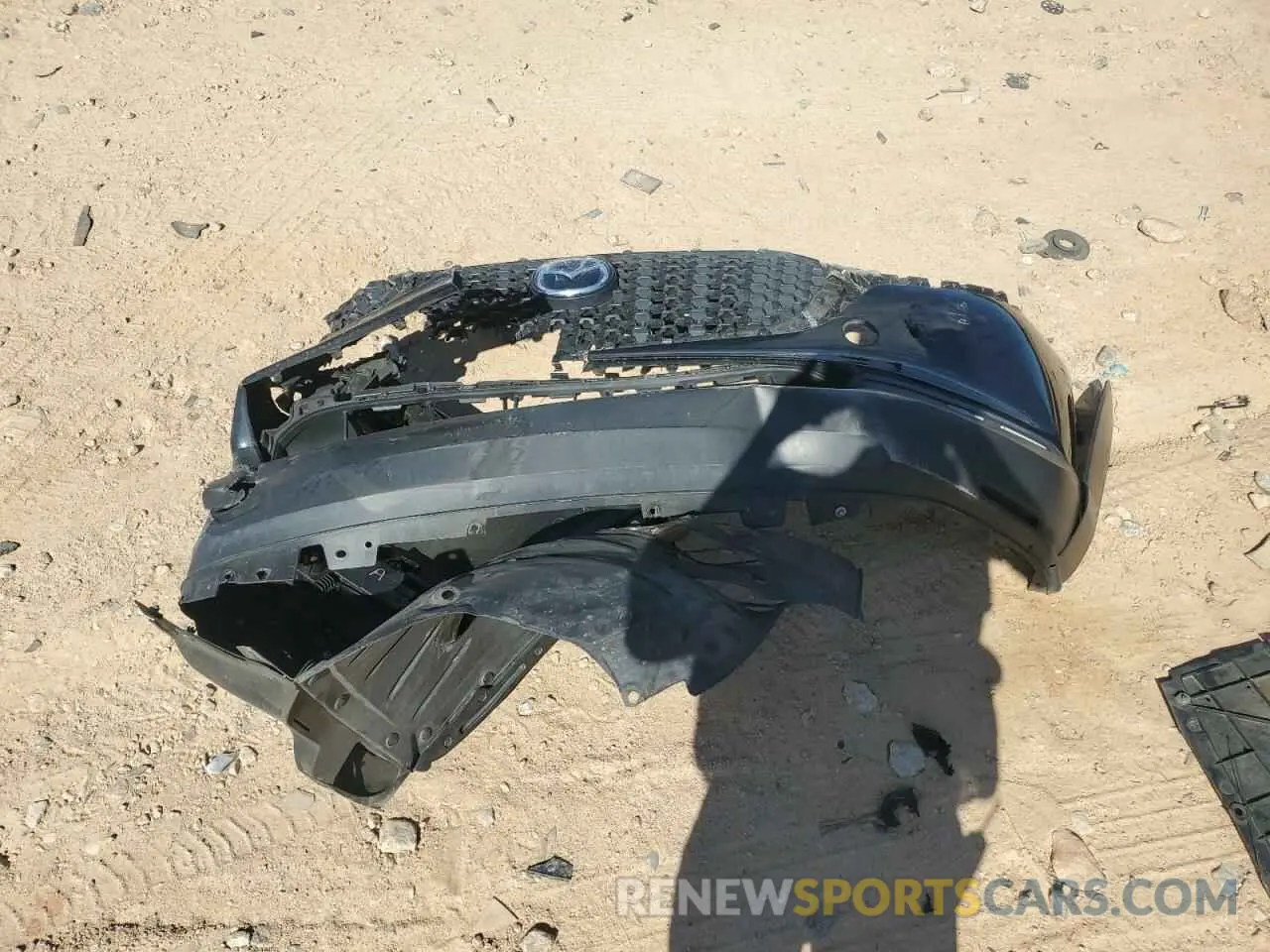 13 Photograph of a damaged car 3MVDMABL6MM253618 MAZDA CX30 2021