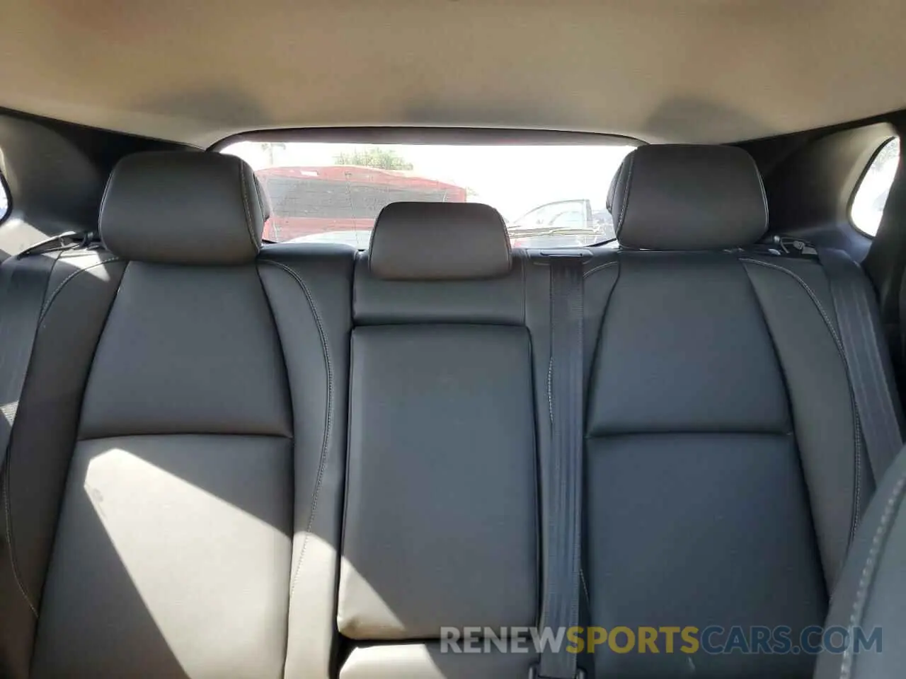 10 Photograph of a damaged car 3MVDMABL8MM220412 MAZDA CX30 2021
