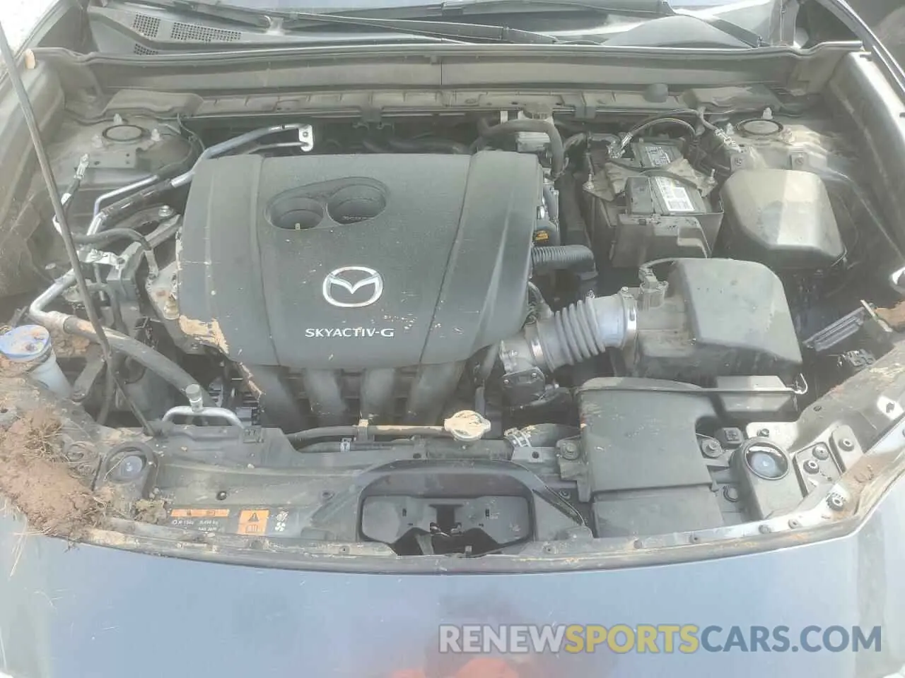 12 Photograph of a damaged car 3MVDMADLXMM208193 MAZDA CX30 2021