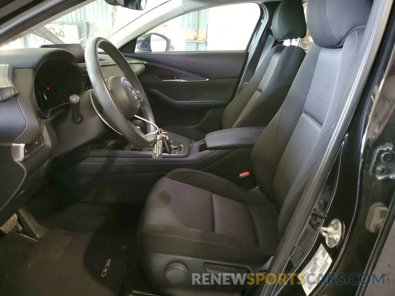 7 Photograph of a damaged car 3MVDMBAL2MM207744 MAZDA CX30 2021