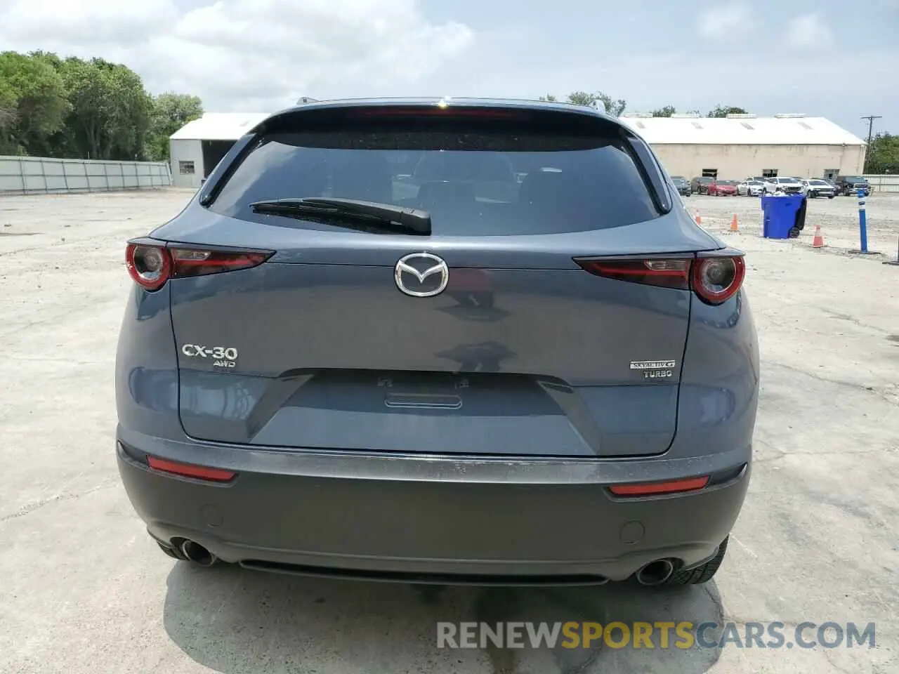 6 Photograph of a damaged car 3MVDMBAY0MM310561 MAZDA CX30 2021
