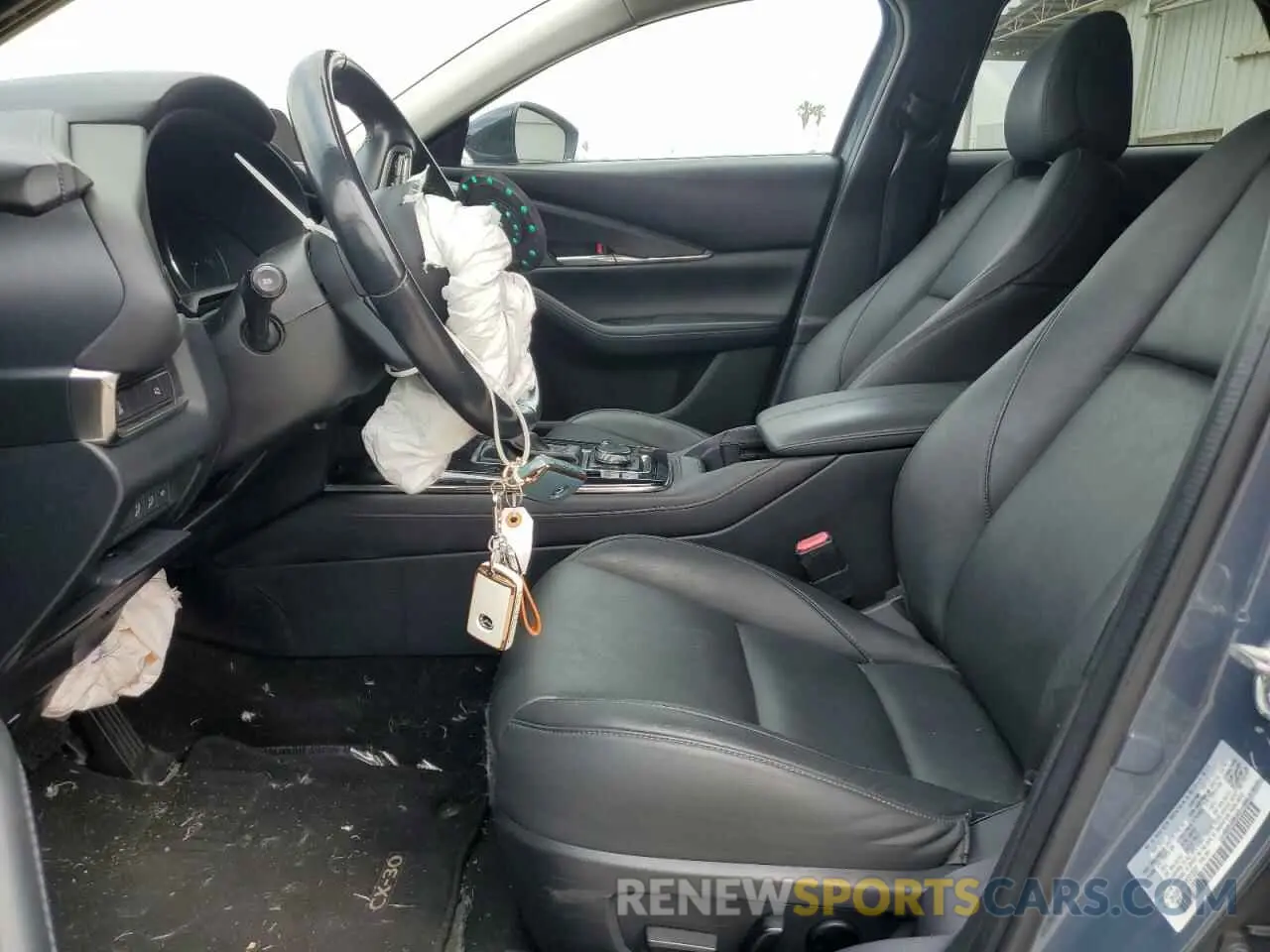 7 Photograph of a damaged car 3MVDMBAY0MM310561 MAZDA CX30 2021