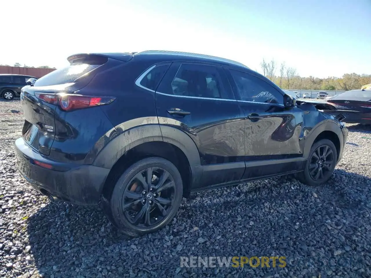 3 Photograph of a damaged car 3MVDMBAY0MM311726 MAZDA CX30 2021