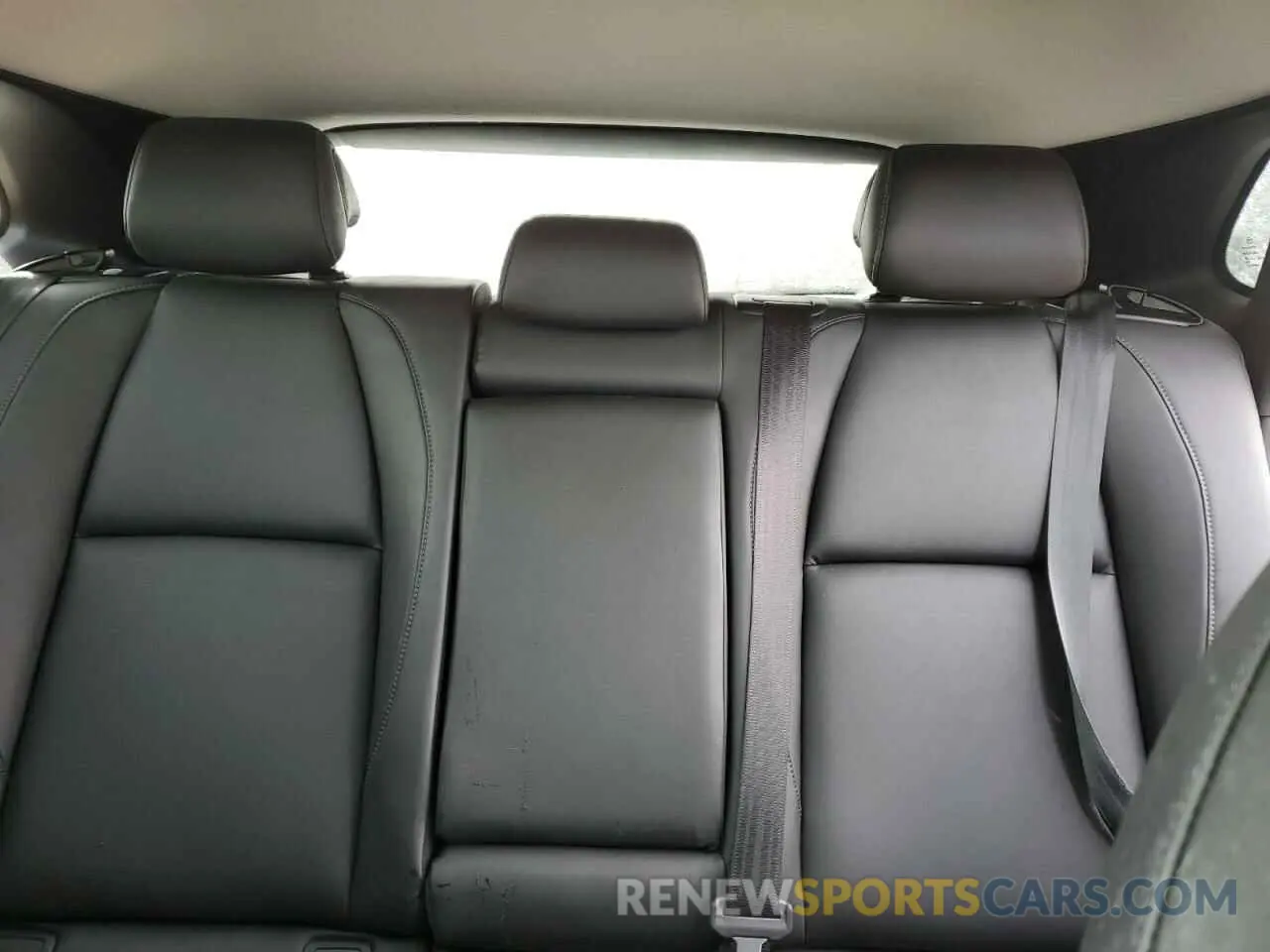 10 Photograph of a damaged car 3MVDMBAYXMM309787 MAZDA CX30 2021