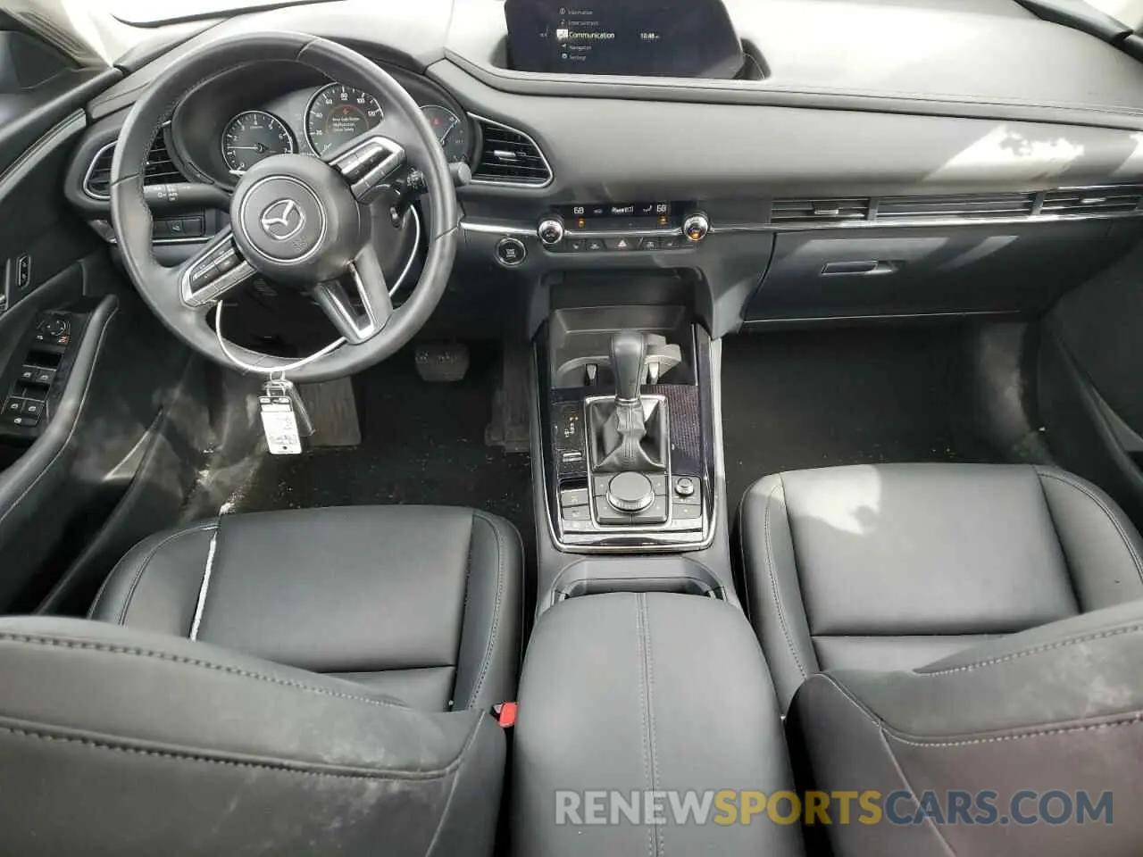 8 Photograph of a damaged car 3MVDMBAYXMM309787 MAZDA CX30 2021