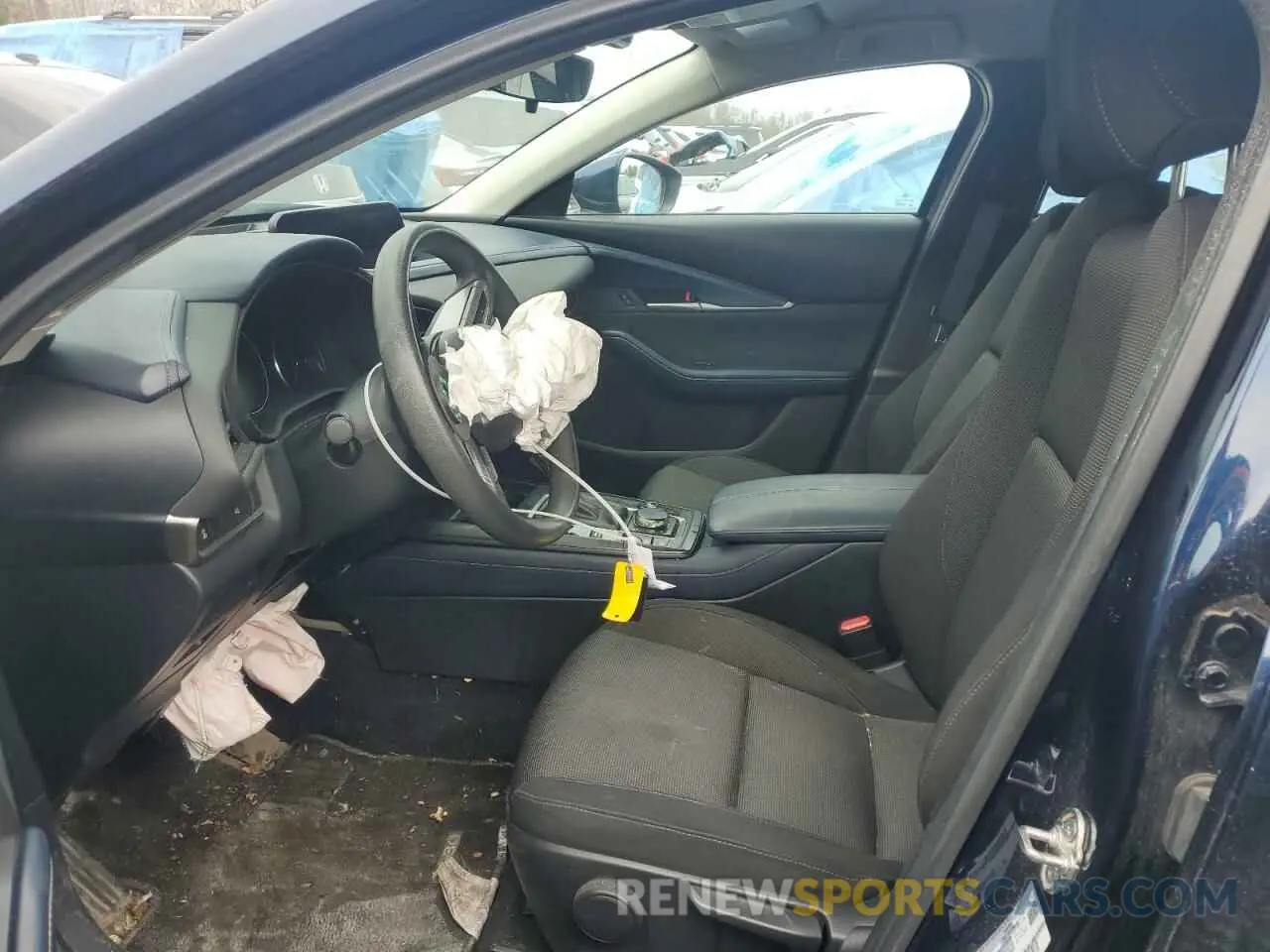 7 Photograph of a damaged car 3MVDMBB76MM212513 MAZDA CX30 2021