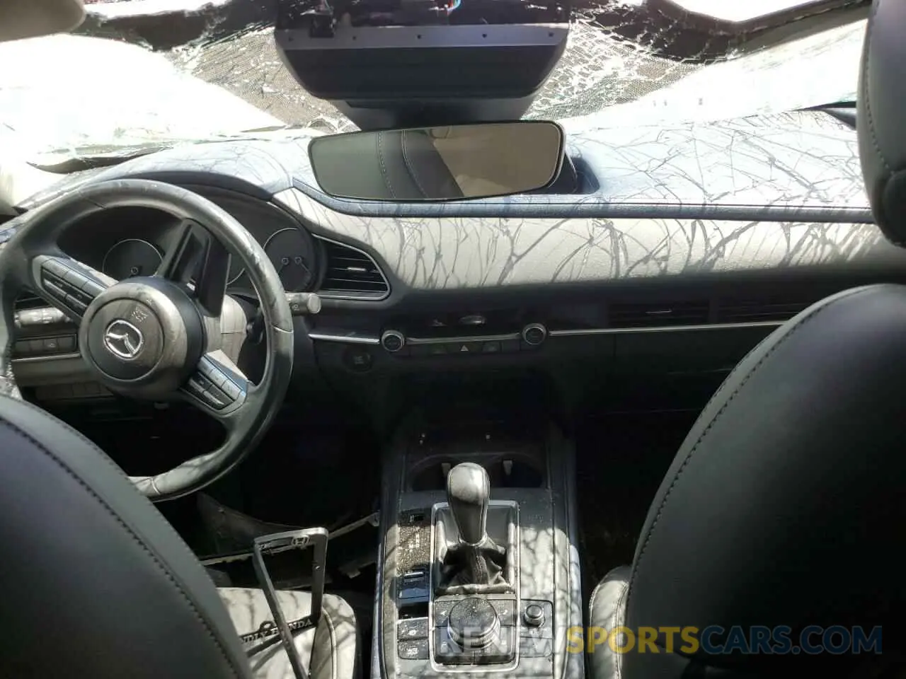 8 Photograph of a damaged car 3MVDMBBL0MM204436 MAZDA CX30 2021