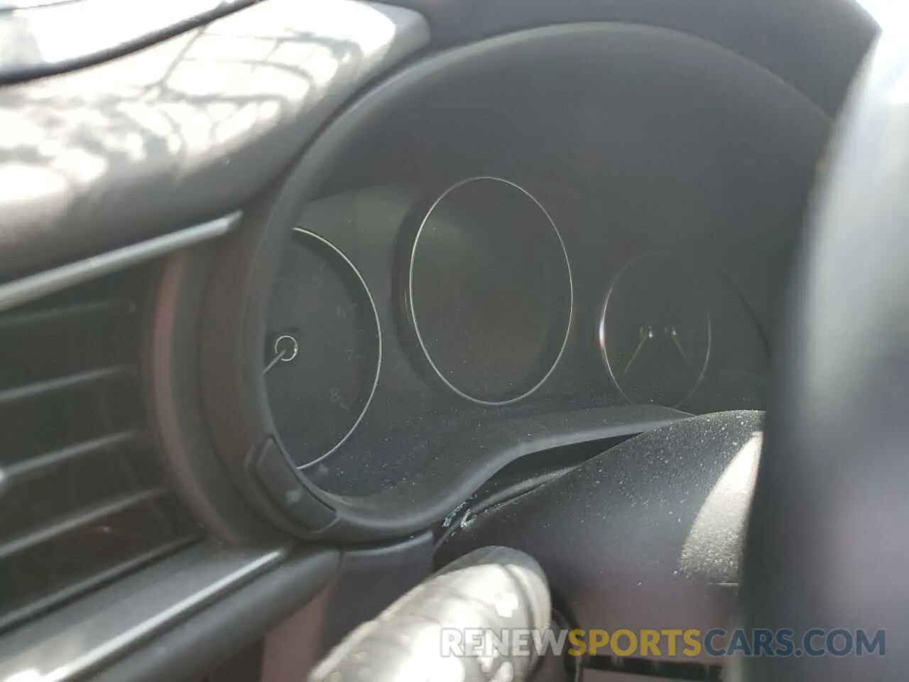 9 Photograph of a damaged car 3MVDMBBL0MM204436 MAZDA CX30 2021