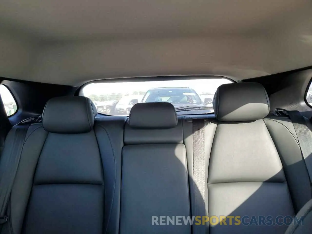 10 Фотография поврежденного автомобиля 3MVDMBBL0MM246783 MAZDA CX30 2021