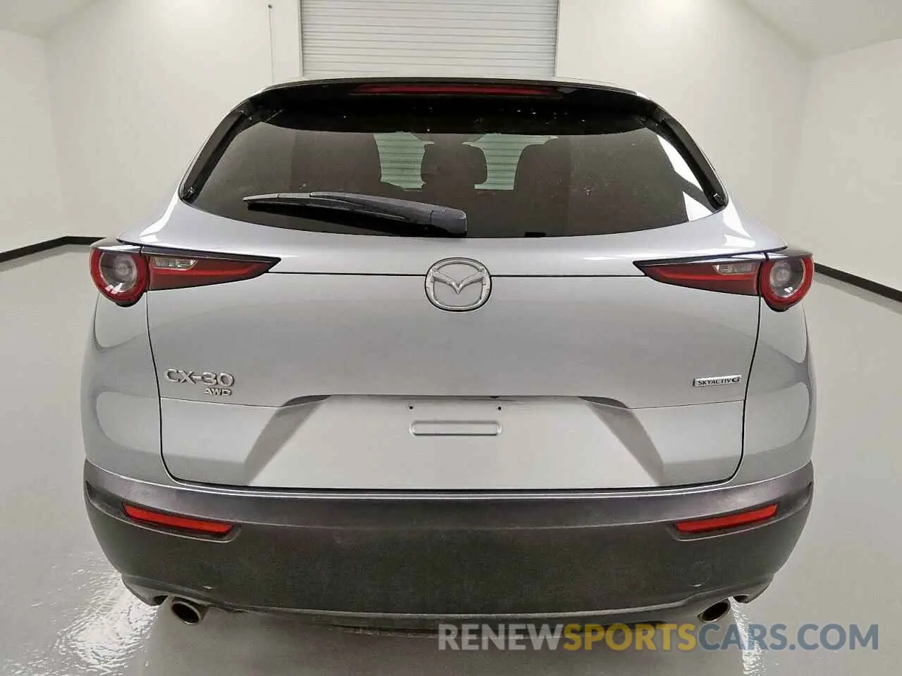 6 Photograph of a damaged car 3MVDMBBL1MM235162 MAZDA CX30 2021