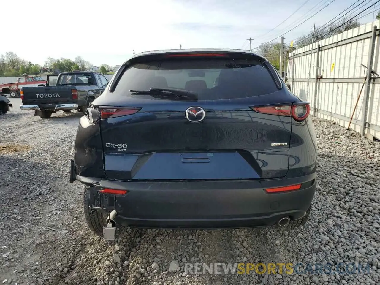 6 Photograph of a damaged car 3MVDMBBL7MM302248 MAZDA CX30 2021