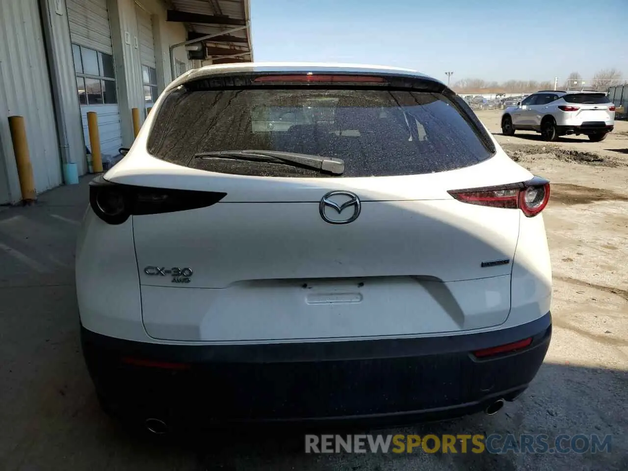 6 Фотография поврежденного автомобиля 3MVDMBBLXMM300249 MAZDA CX30 2021