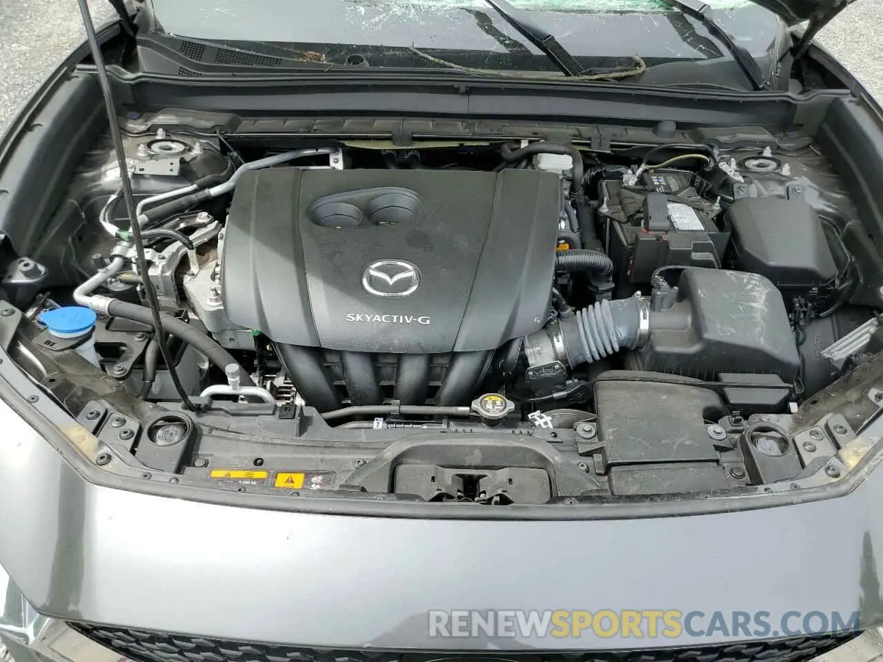 12 Photograph of a damaged car 3MVDMBCL1MM256818 MAZDA CX30 2021