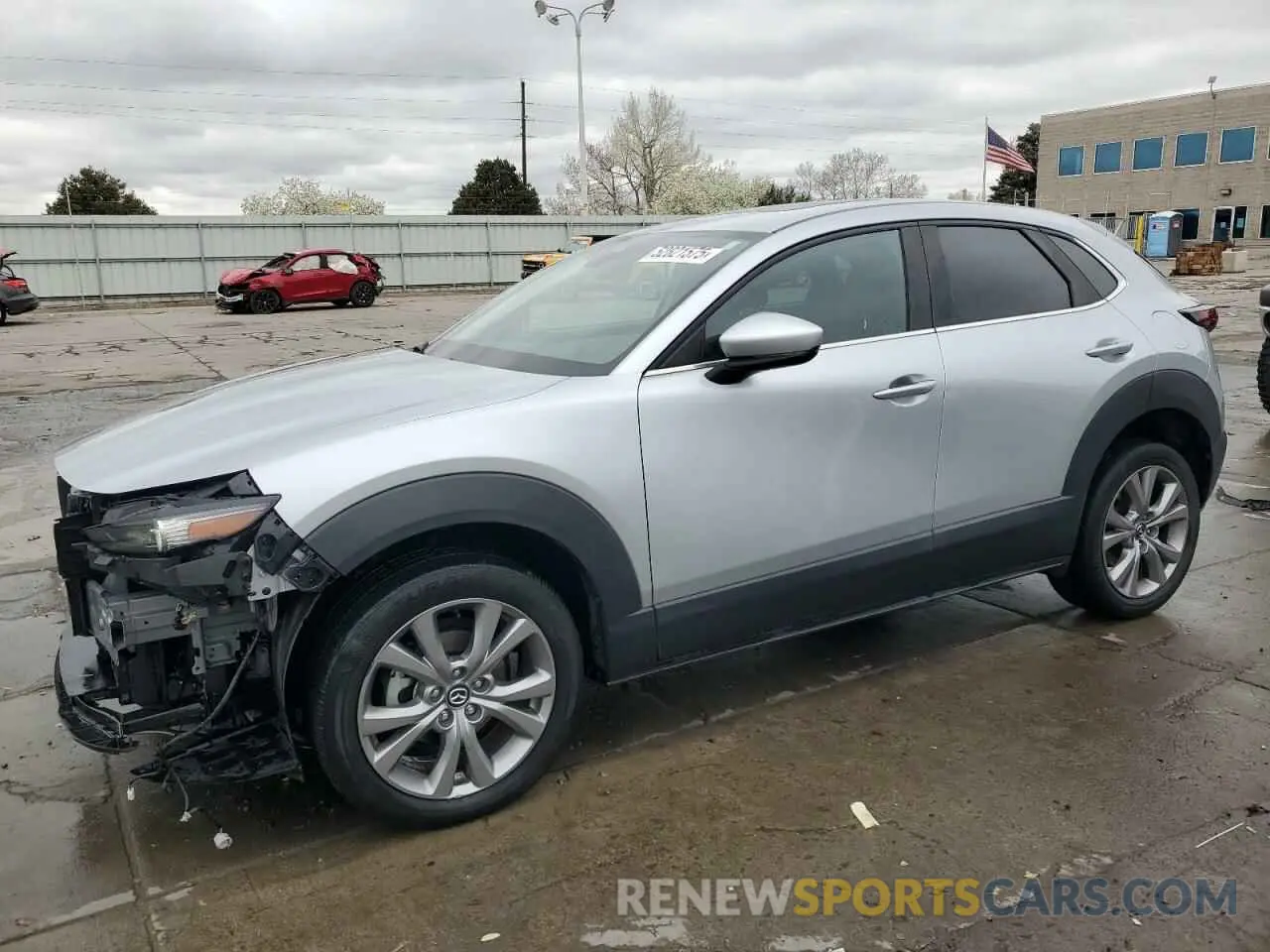 1 Photograph of a damaged car 3MVDMBCL5MM248575 MAZDA CX30 2021