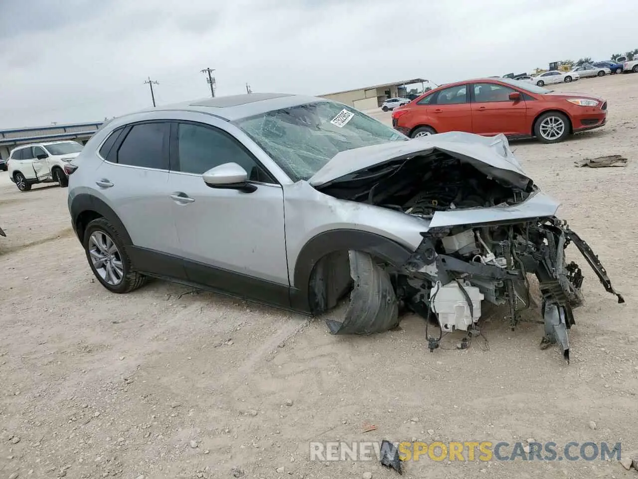4 Фотография поврежденного автомобиля 3MVDMBCL6MM226892 MAZDA CX30 2021
