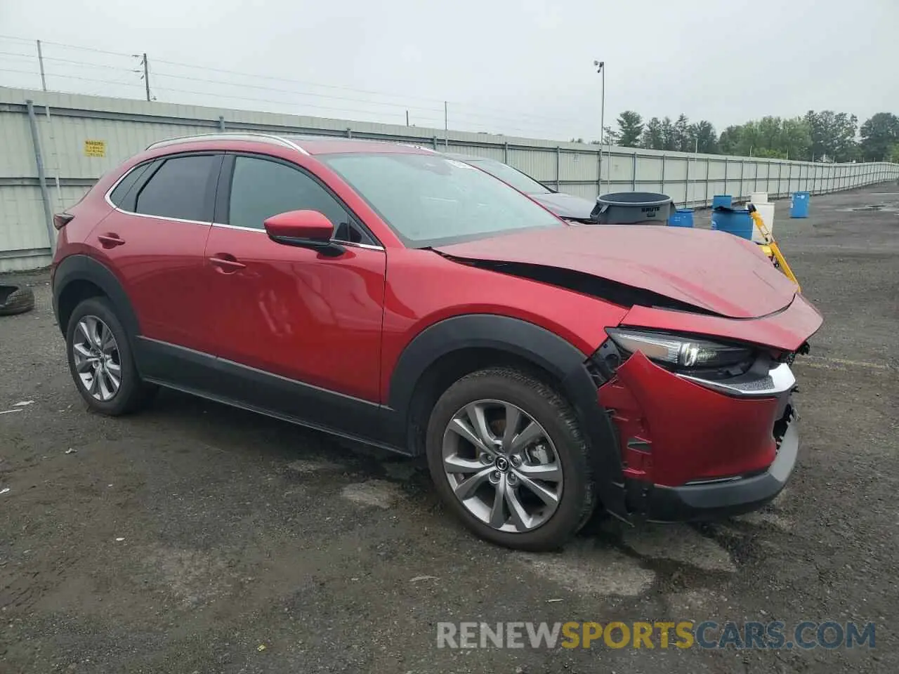 4 Photograph of a damaged car 3MVDMBDL5MM212318 MAZDA CX30 2021