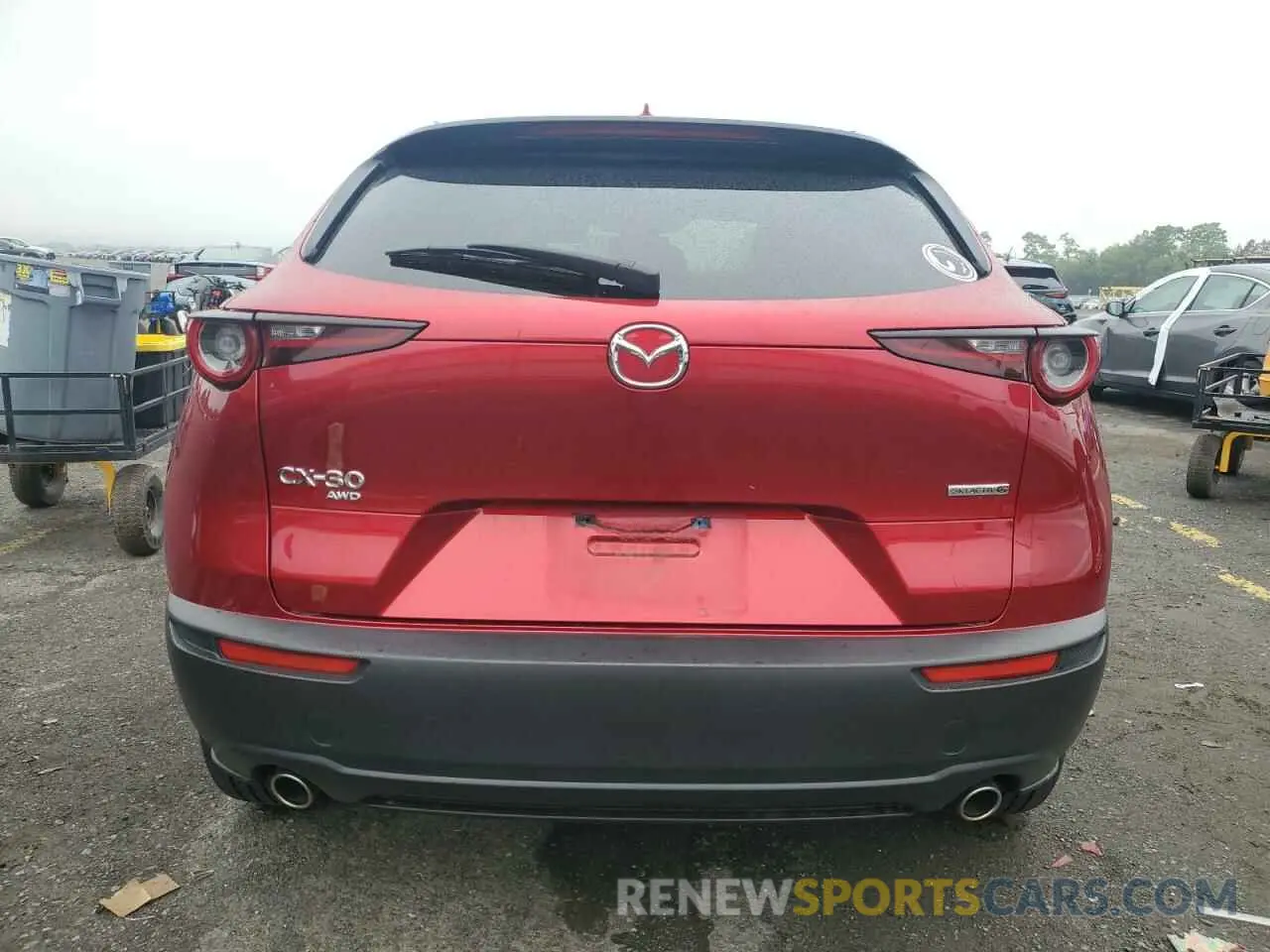 6 Photograph of a damaged car 3MVDMBDL5MM212318 MAZDA CX30 2021